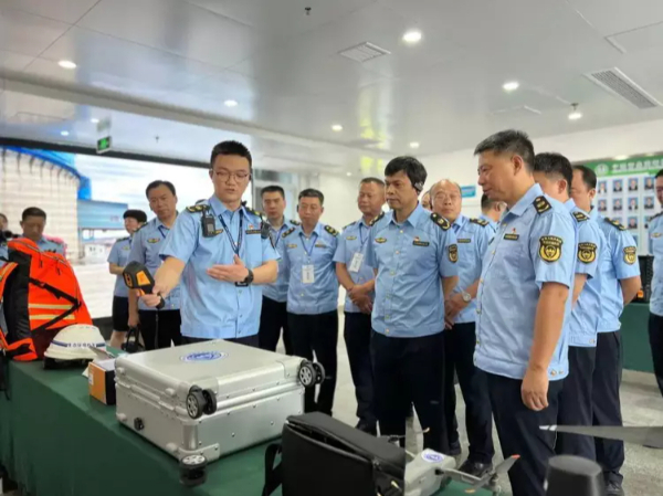 全省首个且唯一！宁波北仑“环保铁军”