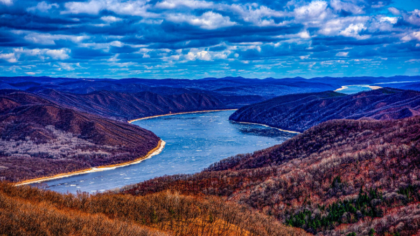 聚焦二十大丨中国式现代化，要站在人与