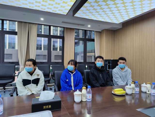 走出大山来沪上班 沪滇劳务协作助青年就