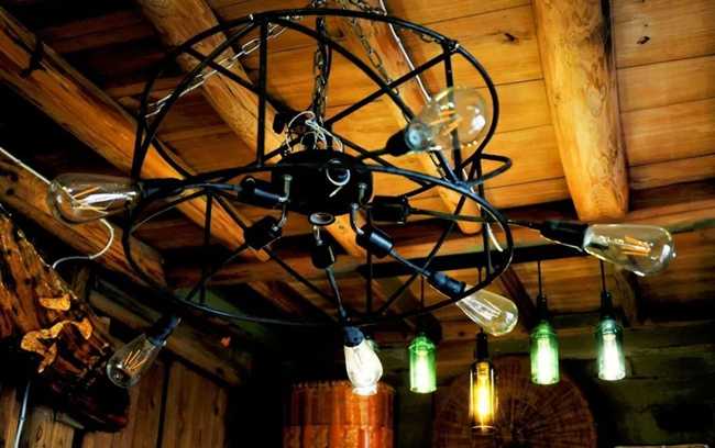 福建连江:热心公益热爱自然 “背篓哥”让海漂垃圾美丽“重生” 福建连江:热心公益热爱自然 “背篓哥”让海漂垃圾美丽“重生”