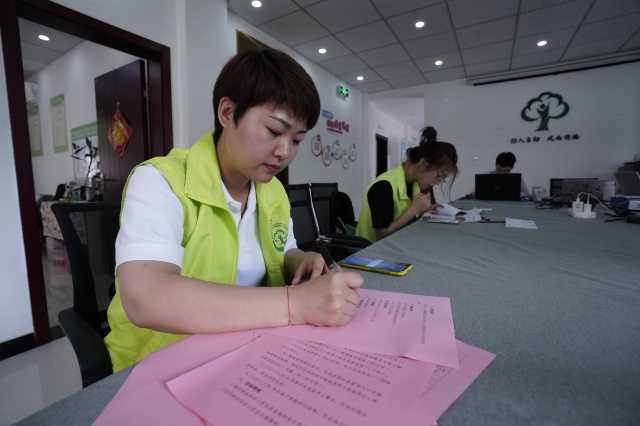 六五环境日丨重庆“绿精灵”如何共建清洁美丽世界? 六五环境日丨重庆“绿精灵”如何共建清洁美丽世界?