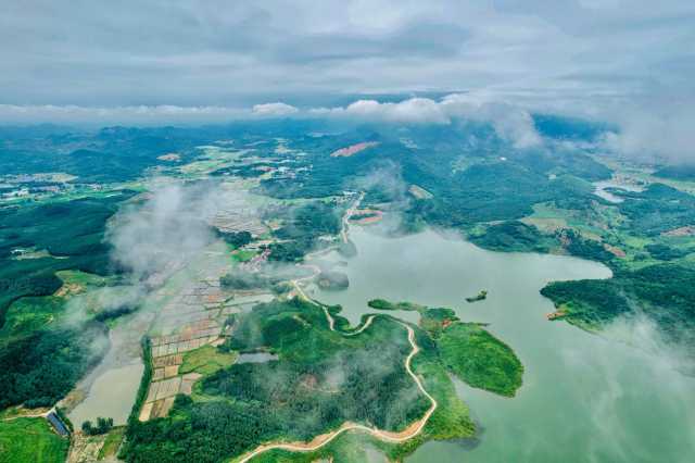 读图丨江西上高光伏发电为“生态振兴”赋能