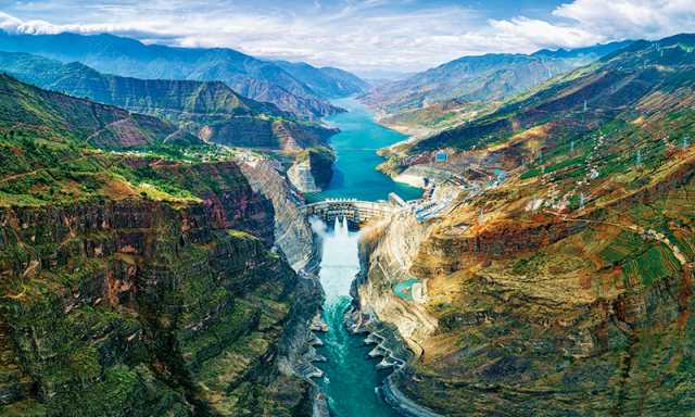 三峡集团董事长雷鸣山:我国最大清洁能源企业如何“两翼齐飞”赋能美丽中国建设? 三峡集团董事长雷鸣山:我国最大清洁能源企业如何“两翼齐飞”赋能美丽中国建设?