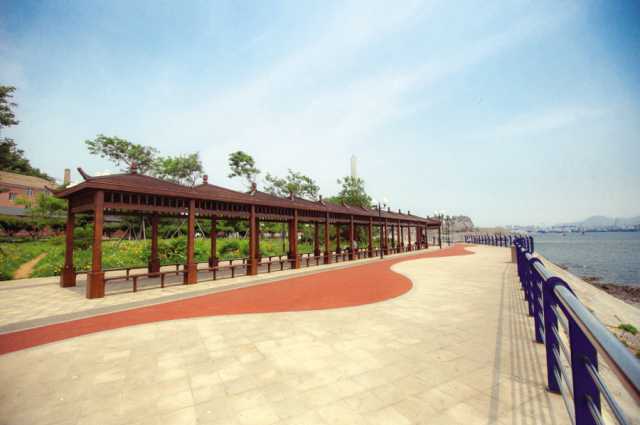 大连蟹子湾 ：从昔日“荒滩”到市民亲海好去处