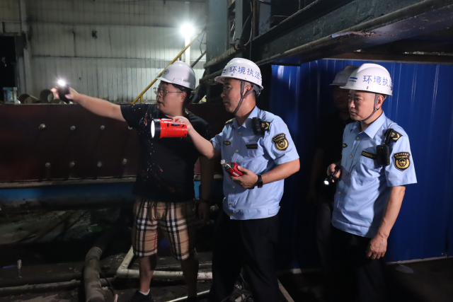 中国环境APP滨州博兴分局开展突击夜查 中国环境APP滨州博兴分局开展突击夜查