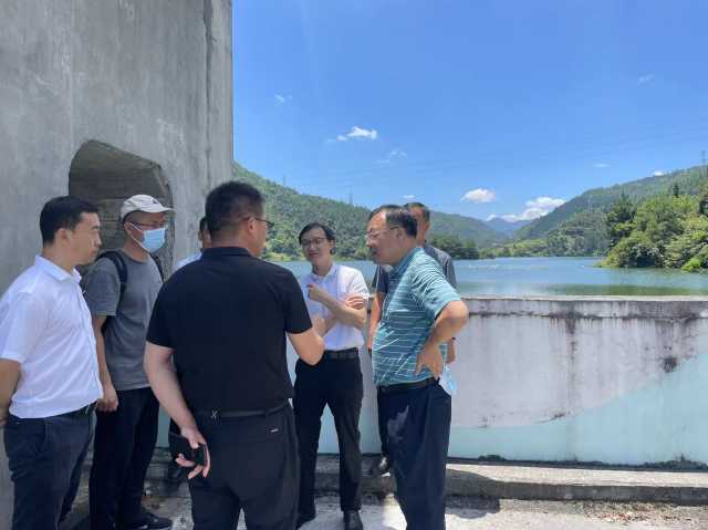 中国环境报文章:“半条被子”精神如何指引长江生态环境保护修复驻点工作? 中国环境报文章:“半条被子”精神如何指引长江生态环境保护修复驻点工作?