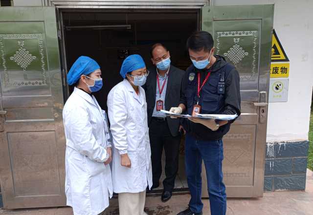 “只想让大家在好的生态环境中安心舒适地生产生活”——记江西赣州市生态环境保护综合执法支队陈锋 “只想让大家在好的生态环境中安心舒适地生产生活”——记江西赣州市生态环境保护综合执法支队陈锋