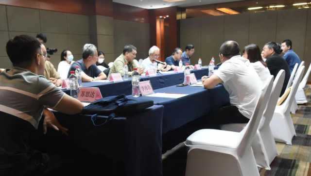 “大地文心”生态文学作家采风辽宁行启动 “大地文心”生态文学作家采风辽宁行启动