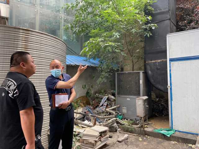 疾风知劲草,担当显初心——记南京市雨花台区攻坚办专职副主任、生态环境局副局长毕怀 疾风知劲草,担当显初心——记南京市雨花台区攻坚办专职副主任、生态环境局副局长毕怀