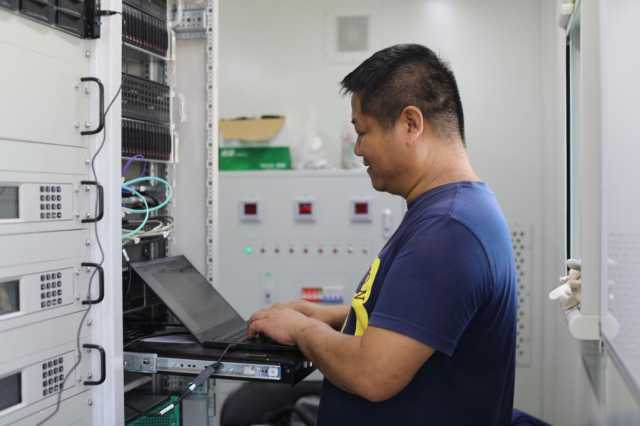 新华全媒+丨“没想到这么顺利”——科研人员坚守“中国复眼”建设一线见闻 新华全媒+丨“没想到这么顺利”——科研人员坚守“中国复眼”建设一线见闻