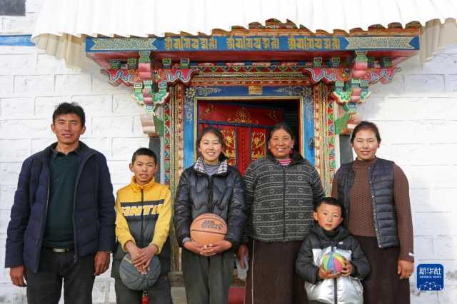 喜迎二十大丨西藏：倾力描绘高质量发展多彩画卷