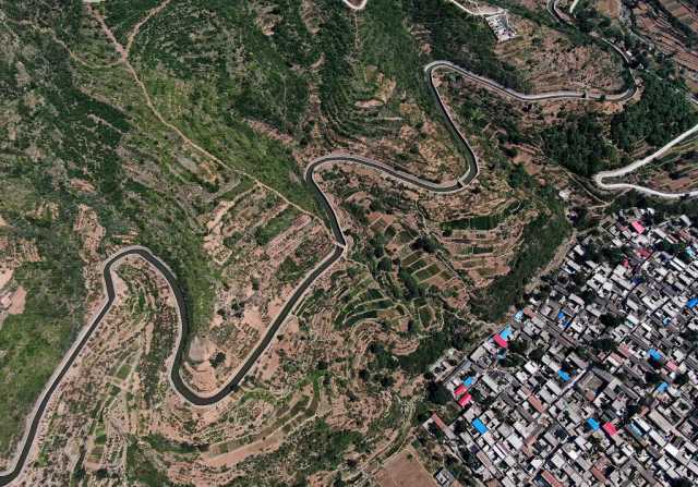 沿着总书记的足迹·新闻多一点|红旗渠精神永在! 沿着总书记的足迹·新闻多一点|红旗渠精神永在!