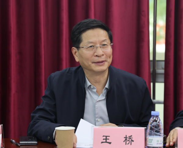 环境技术进步奖第二届奖励委员会上，院士委员们对评奖提了哪些期望？