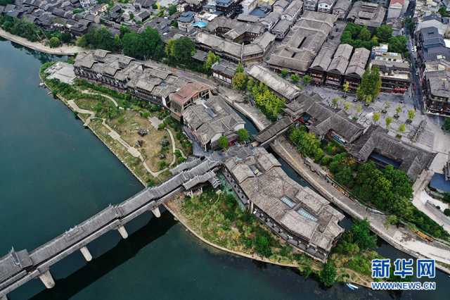 【“飞阅”中国】重庆濯水古镇：初冬秋韵依然浓