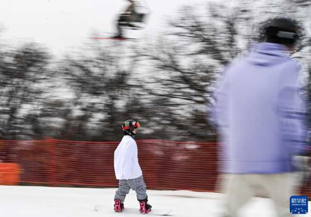 新华全媒+丨吉林:新雪季“开板” 新华全媒+丨吉林:新雪季“开板”