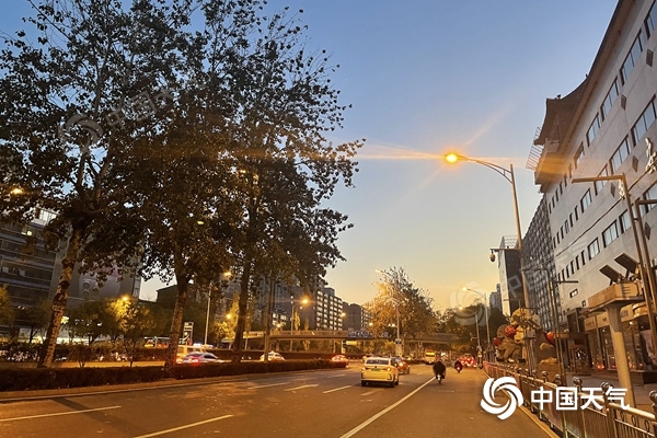 今天北京晴天为主 最低气温仅0℃早出晚归需加强保暖 今天北京晴天为主 最低气温仅0℃早出晚归需加强保暖