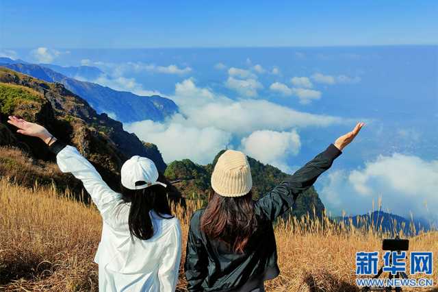 【“飞阅”中国】江西武功山:云海缥缈 灿若图绣 【“飞阅”中国】江西武功山:云海缥缈 灿若图绣