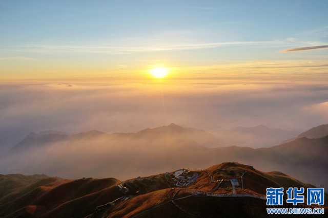 【“飞阅”中国】江西武功山:云海缥缈 灿若图绣 【“飞阅”中国】江西武功山:云海缥缈 灿若图绣