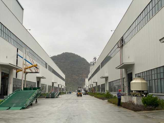 广西合山:昔日“煤都”走上绿色发展之路 广西合山:昔日“煤都”走上绿色发展之路