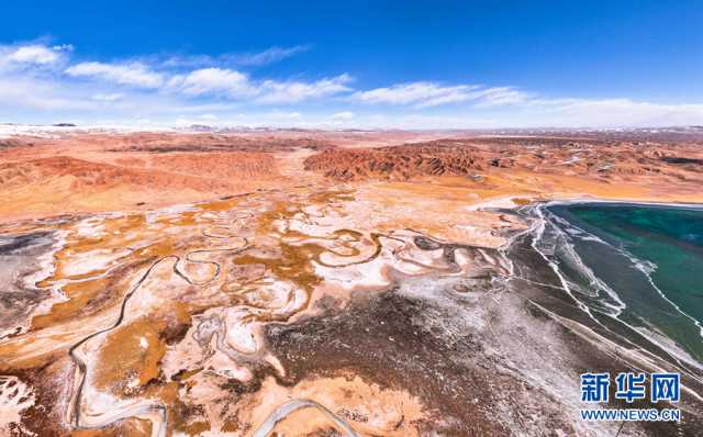 【“飞阅”中国】冬格措纳湖冬景 空灵幽远如梦境 【“飞阅”中国】冬格措纳湖冬景 空灵幽远如梦境