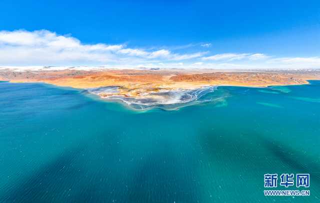 【“飞阅”中国】冬格措纳湖冬景 空灵幽远如梦境 【“飞阅”中国】冬格措纳湖冬景 空灵幽远如梦境